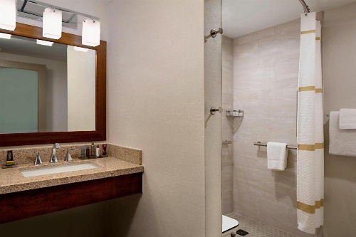 Lincolnshire Marriott Resort image 27